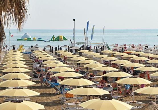 Hotel Biancospino Rimini Dış mekan fotoğraf